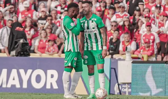 Atletico Nacional cùng Pereira