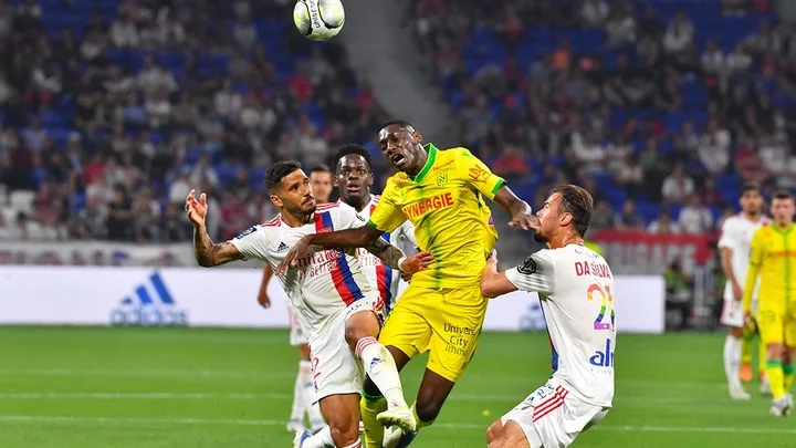 Nantes cùng Lyon