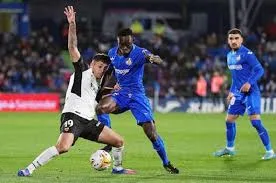 Osasuna với Valencia