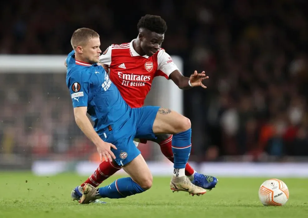 Feyenoord cùng PSV Eindhoven
