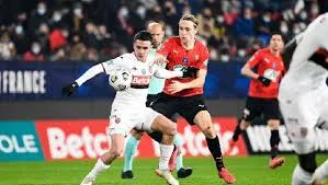 Rennes cùng Lorient