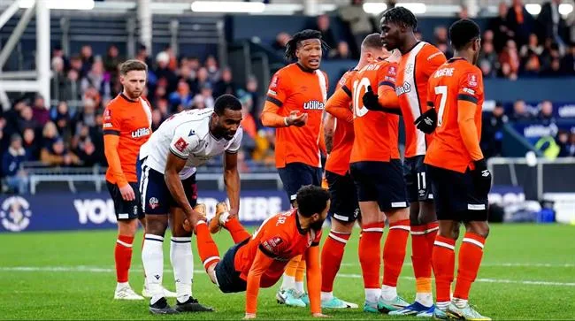 Nhận định Burnley vs Luton lúc 02h45 ngày 13/1