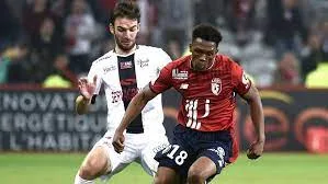 Lille cùng Rennes